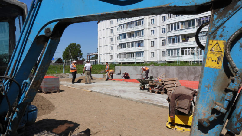 В Николаевске-на-Амуре в рамках программы «1000 дворов на ДВ» объектом благоустройства стали три двора